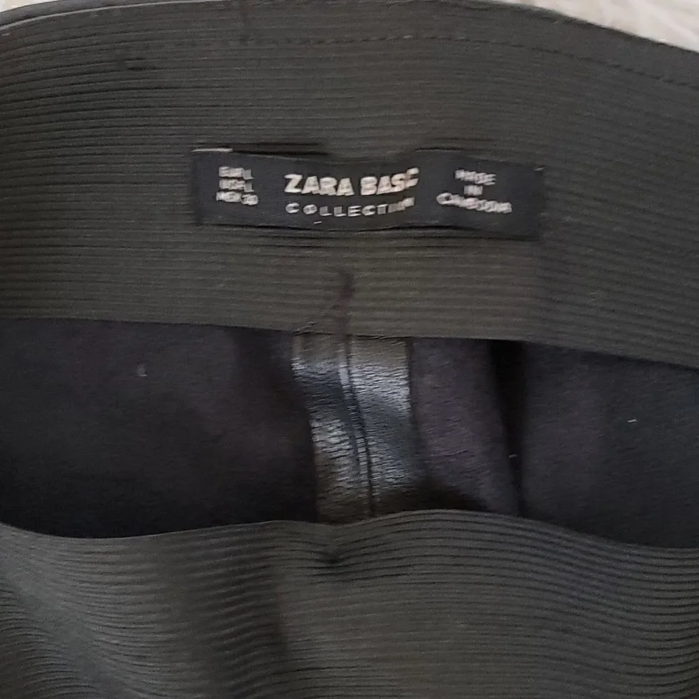 ⏳️Zara Black Faux Leather Side Zipper Ankle zipper Pants Size Large